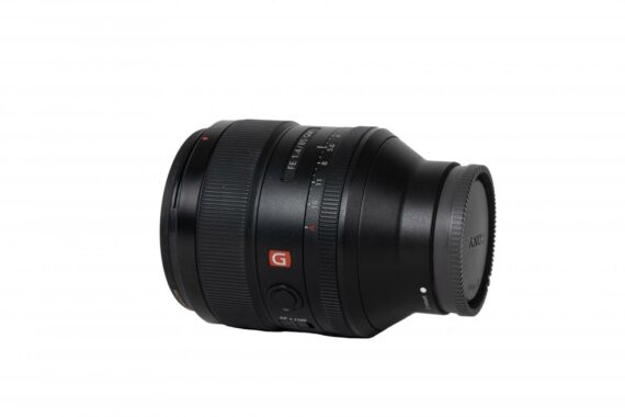 Sony FE 85mm f/1.4 GM Lens