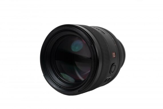 Sony FE 85mm f/1.4 GM Lens