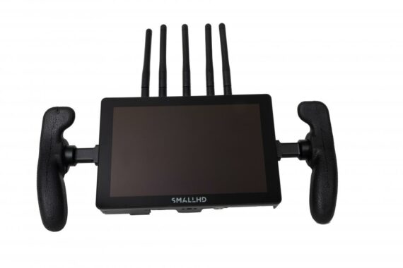 Small HD Cine 7 w/ Teradek Bolt 4k 750 RX