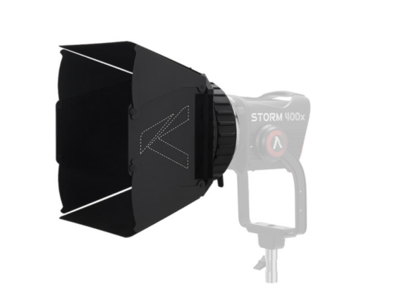 Aputure CF7 Fresnel and barndoors